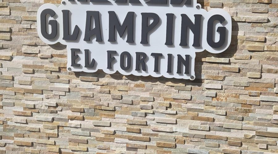 Glamping El Fortín en Cerro Azul: acampar entre nubes y un servicio esmerado